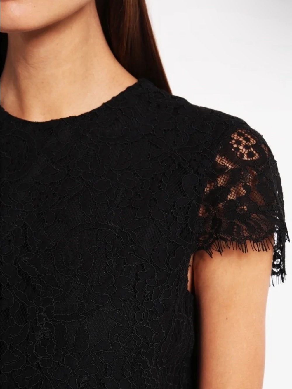 Lauren Ralph Lauren Black Premium Lace Top with Cap-Sleeve - Size: 2 - Picture 3 of 14